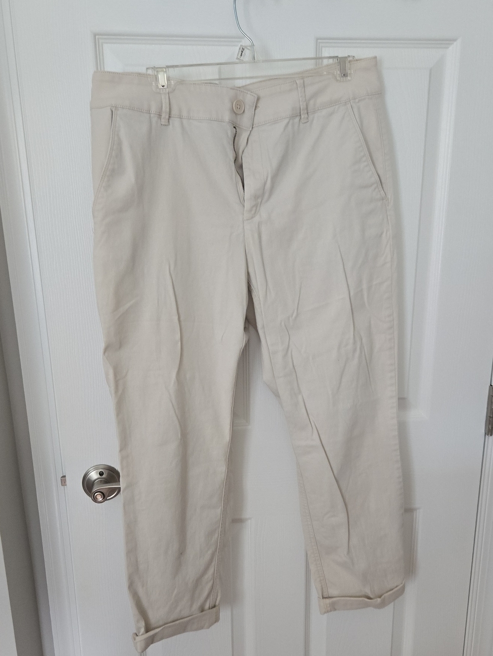 Women's Classic Slim Chino Pants in Cream